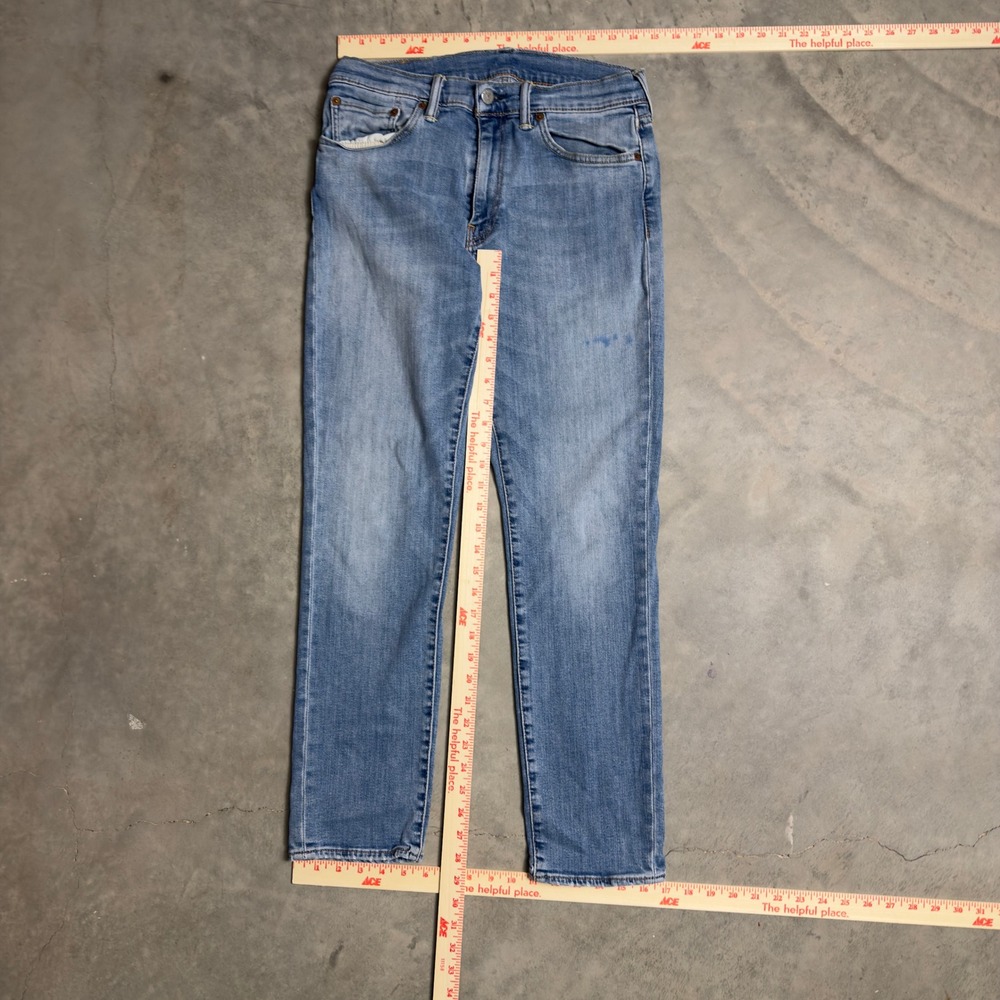 Levi's 511 Slim Fit Jeans Mens 33x30 Light Wash Blue Casual Streetwear Denim - Picture 2 of 5